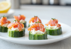 low calorie finger foods - Smoked salmon cucumber bites low calorie finger food